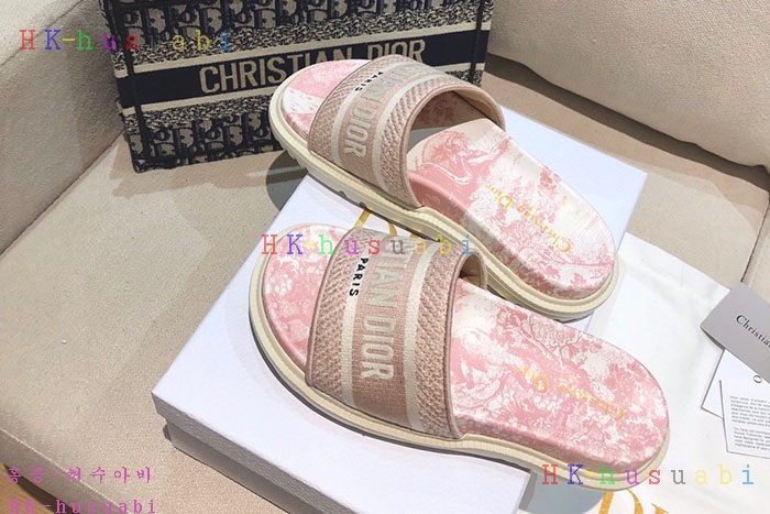 NEW 디올 슬리퍼 신상 DR 558284