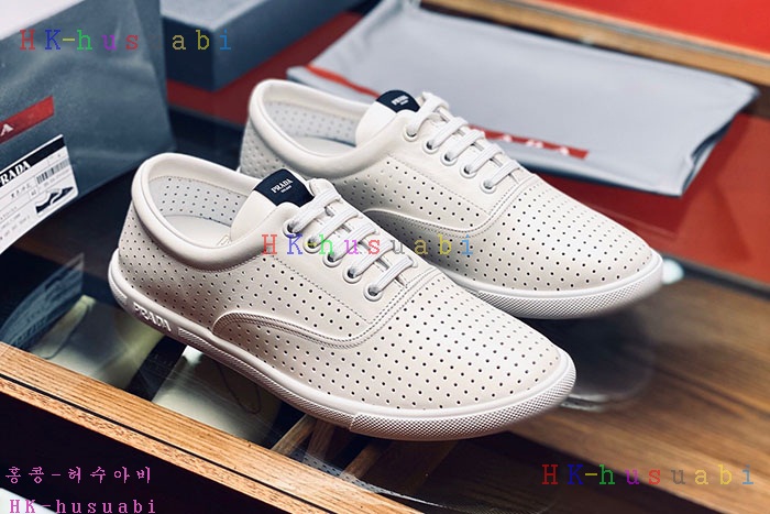 NEW 프라다 스니커즈 신상 P 335703