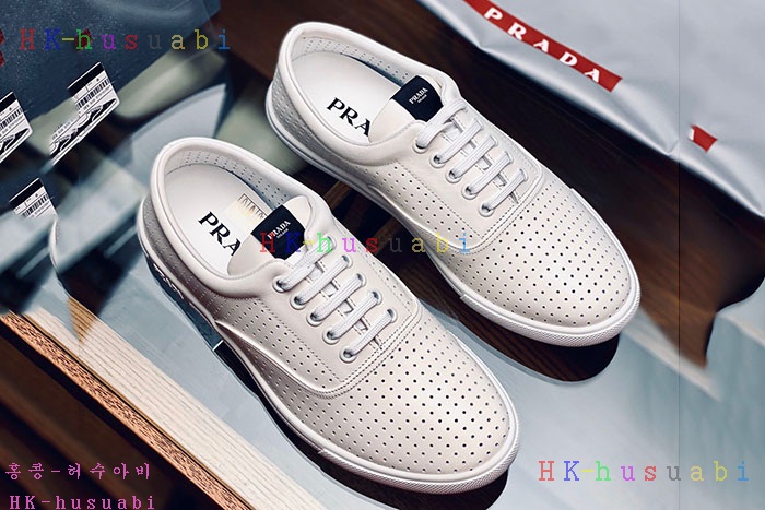 NEW 프라다 스니커즈 신상 P 335703