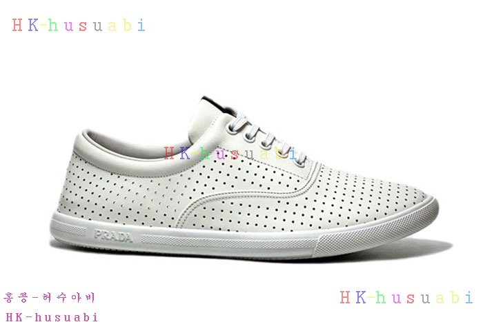 NEW 프라다 스니커즈 신상 P 335703