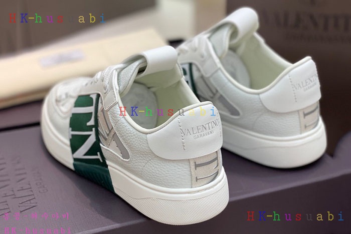 NEW 발렌티노 스니커즈 신상 V 23639