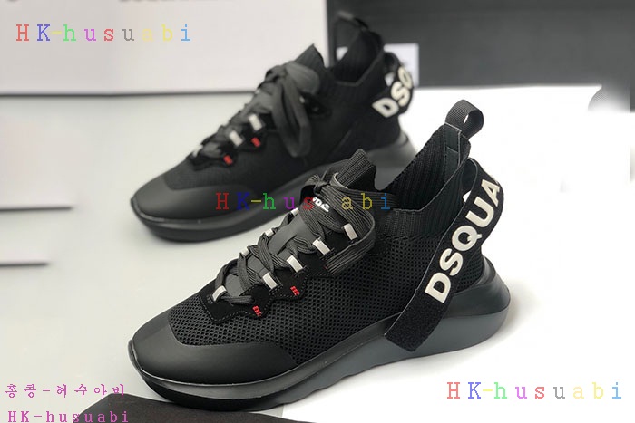 NEW 디스퀘어드 스니커즈 신상 D 588501
