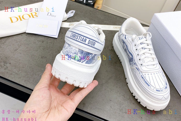 NEW 디올 신발 신상 DR 725566