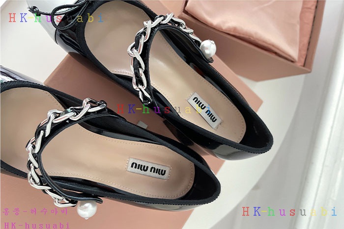 NEW 미우미우 신발 신상 M 3352511