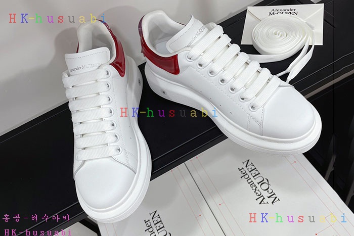 NEW 알렉산더맥퀸 스니커즈 신상 MQ668550