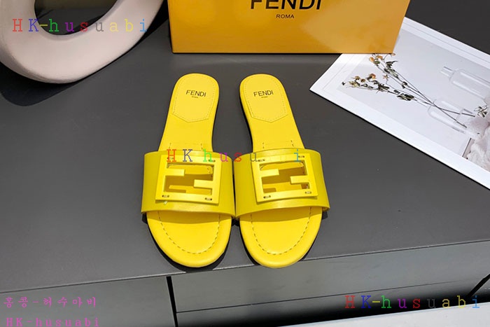 NEW 펜디 슬리퍼 신상 FD 7757502