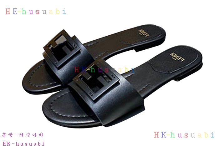 NEW 펜디 슬리퍼 신상 FD 7757503