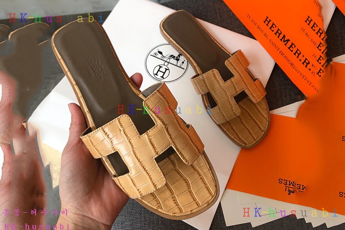 NEW 에르메스 샌들 신상 H 55252296