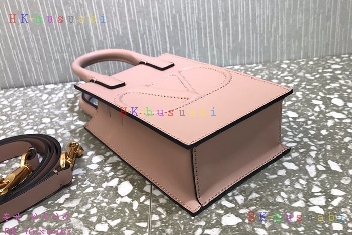 ★미러급★발렌티노 V로고 워크 폰 토트 V 572401-3