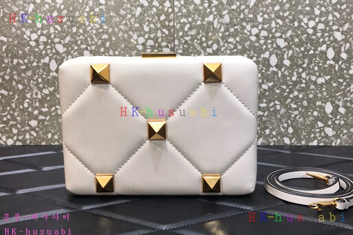 ★미러급★발렌티노 로만 스터드 숄더백 V 573320-3