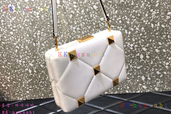 ★미러급★발렌티노 로만 스터드 숄더백 V 573320-3