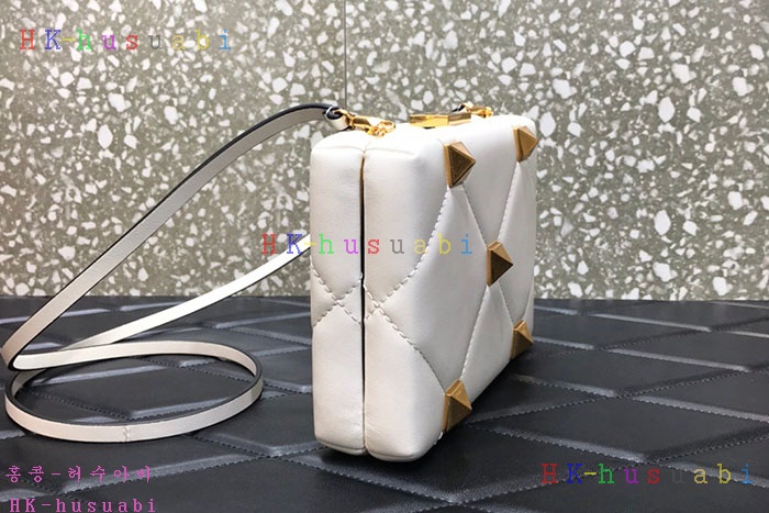★미러급★발렌티노 로만 스터드 숄더백 V 573320-3