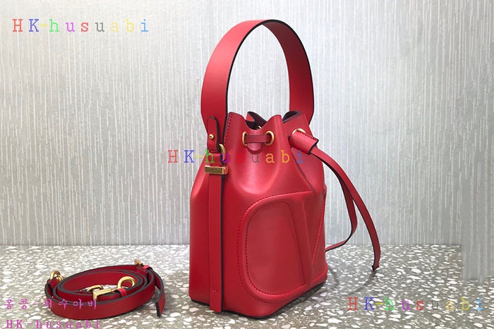 ★미러급★발렌티노 V로고 버킷백 V 555880