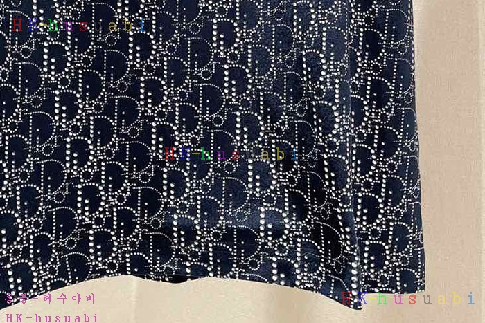 NEW 디올 반팔티 신상  DR 8585016