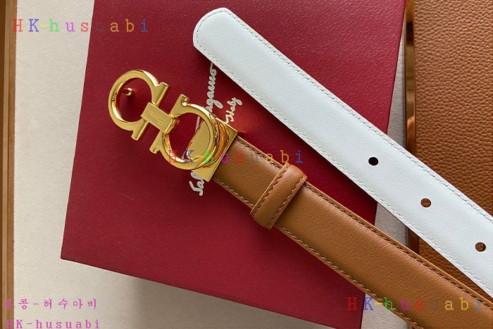NEW 페라가모 벨트 신상 F557890