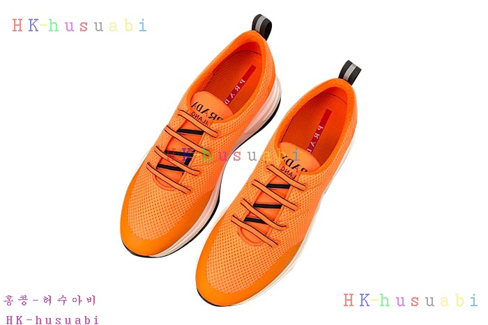 NEW 프라다 스니커즈 신상 P 242557