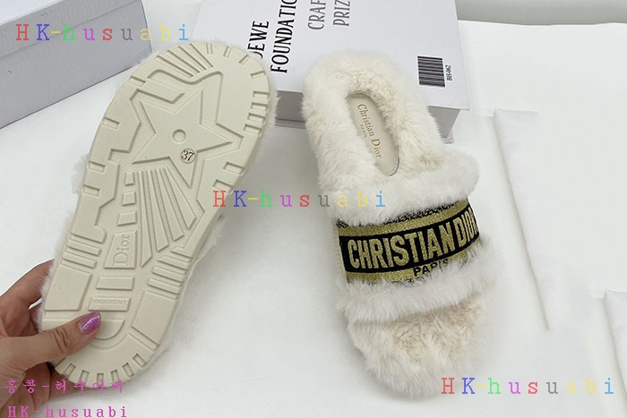 NEW 디올 슬리퍼 신상 DR 472216