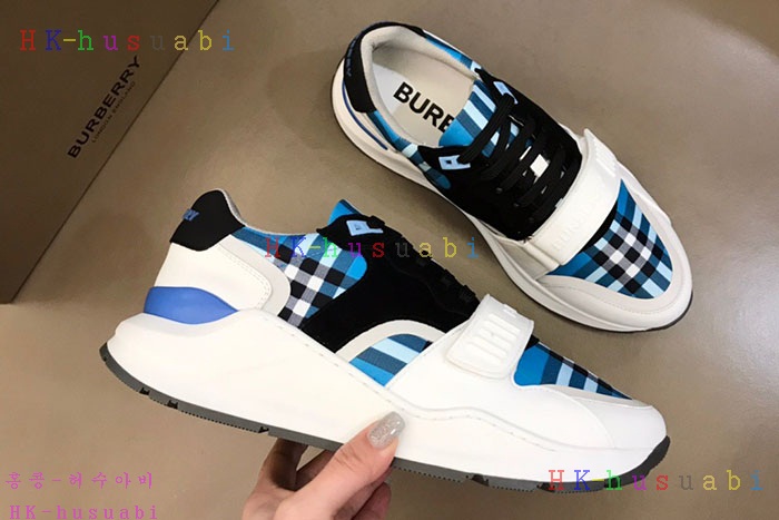 NEW 버버리 스니커즈 신상 B 8582250