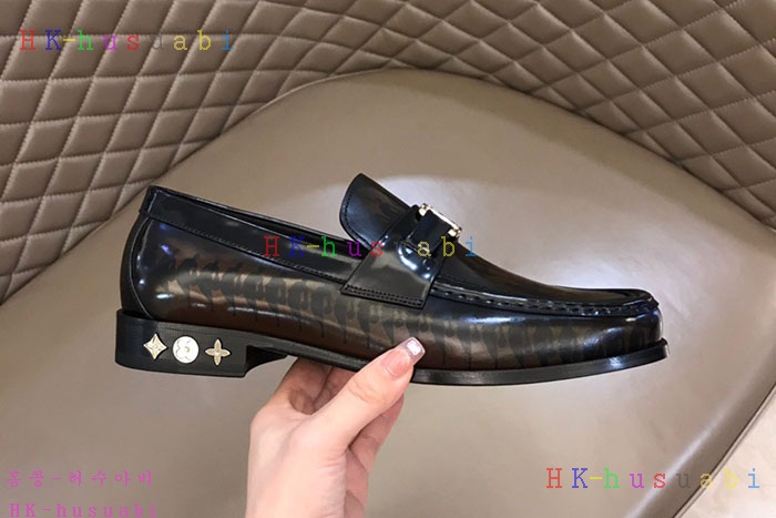 NEW 루이비통 로퍼 신상 LV 7446204