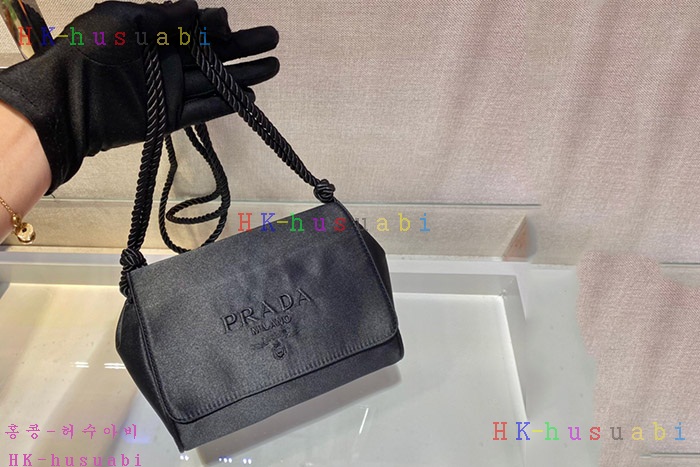 ★미러급★프라다 나일론 숄더백 P 1BD666