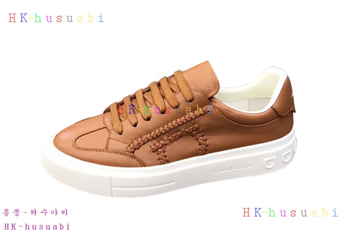 NEW 페라가모 스니커즈 신상 F 858551