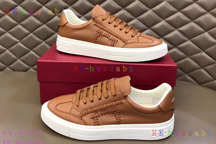 NEW 페라가모 스니커즈 신상 F 858551