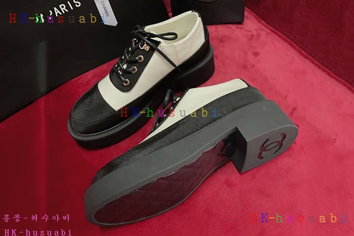 NEW 샤넬 로퍼 신상 C 2523334