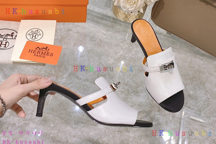 NEW 에르메스 샌들 신상 H 2477402