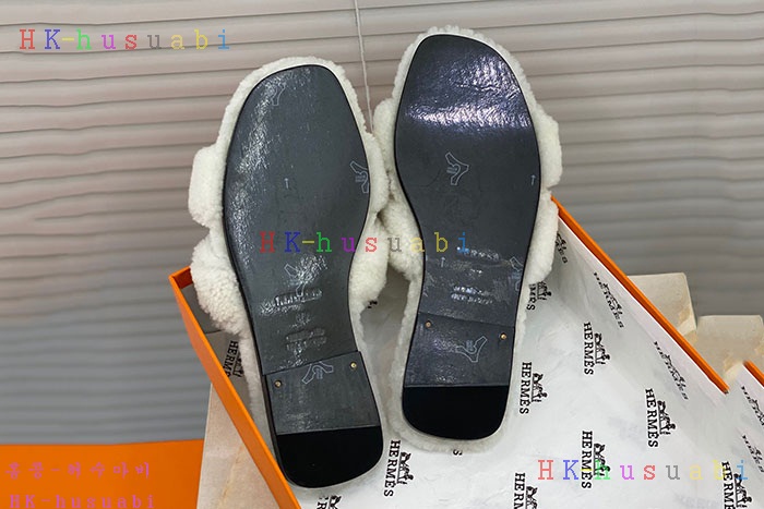 NEW 에르메스 신발 신상 H 247904