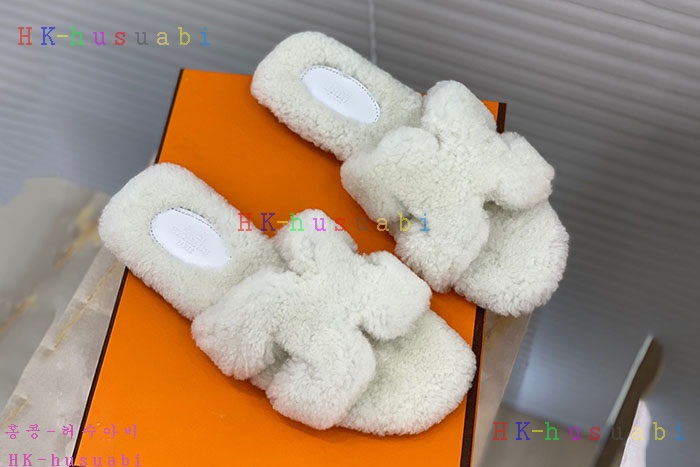 NEW 에르메스 신발 신상 H 247904