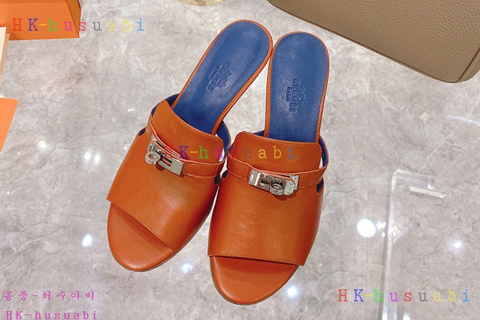NEW 에르메스 샌들 신상 H 2477403