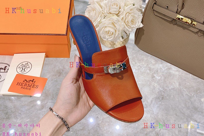 NEW 에르메스 샌들 신상 H 2477403
