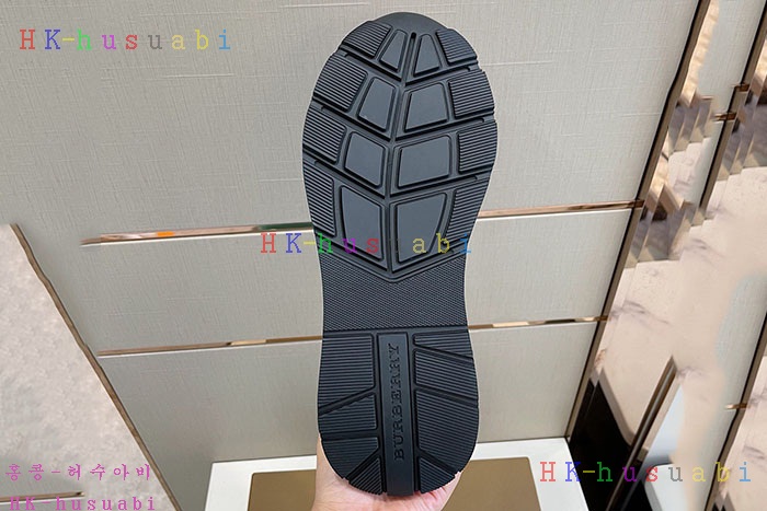 NEW 버버리 스니커즈 신상 BB 447520