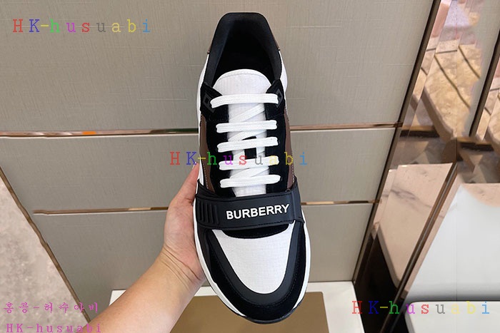 NEW 버버리 스니커즈 신상 BB 447520