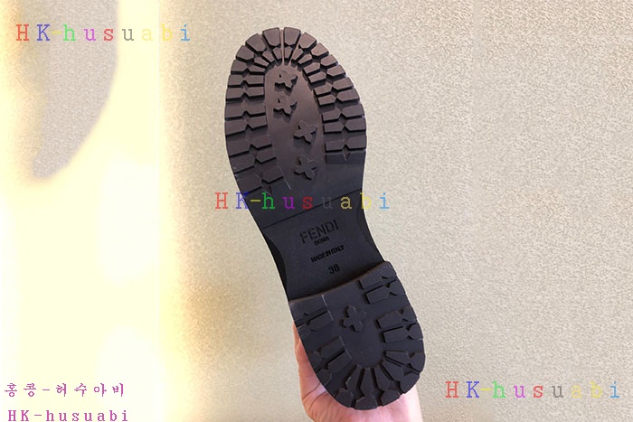 NEW 펜디 부츠 신상 FD 2114241