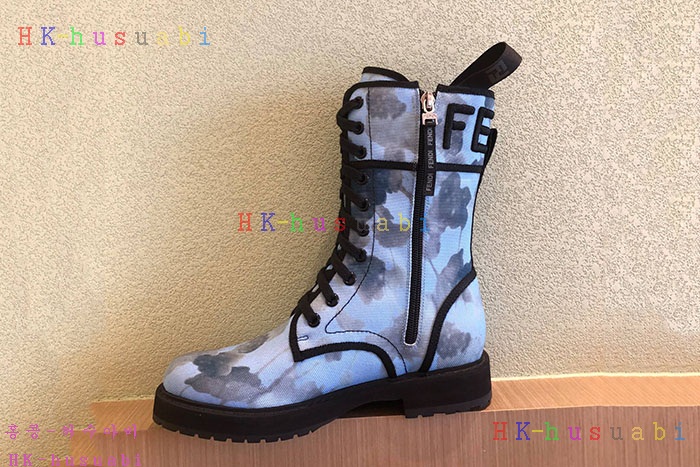 NEW 펜디 부츠 신상 FD 2114241