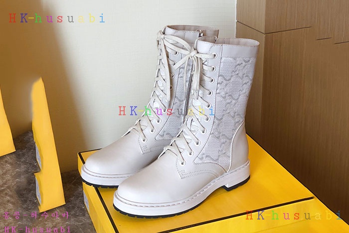 NEW 펜디 부츠 신상 FD 2114245