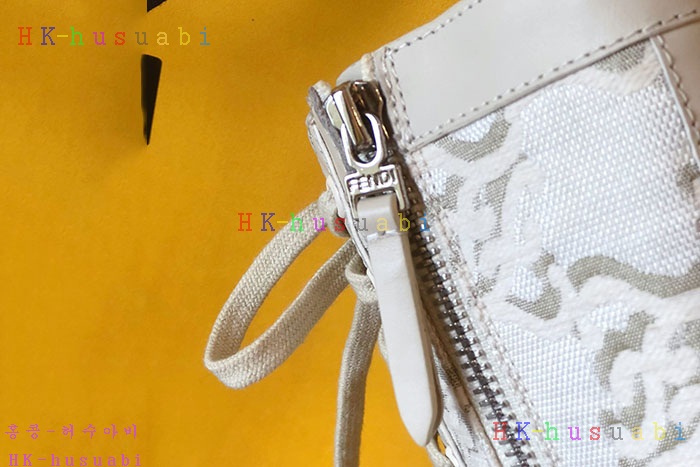 NEW 펜디 부츠 신상 FD 2114245