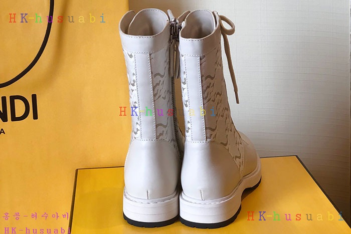 NEW 펜디 부츠 신상 FD 2114245