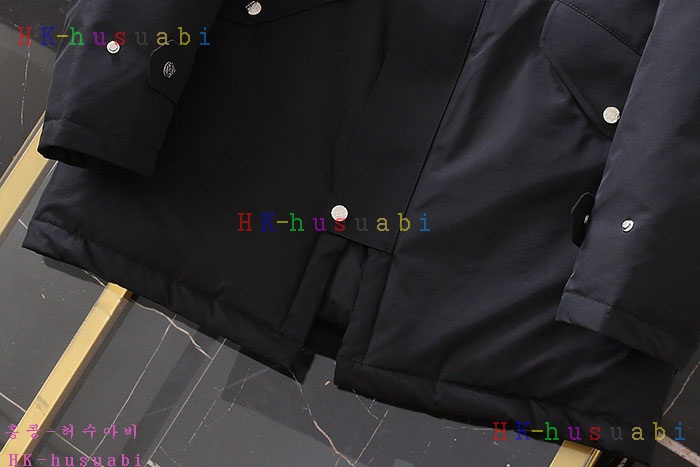 NEW 로에베 패딩 신상 LW 2428859
