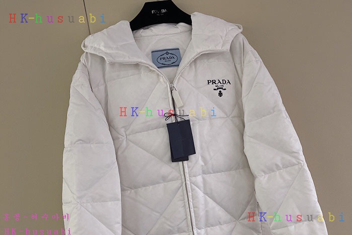NEW 프라다 패딩 신상 P 2252534