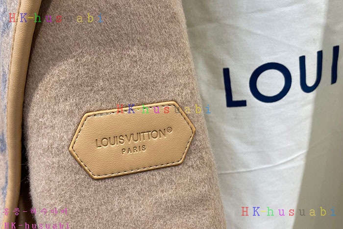 NEW 루이비통 코트 신상 LV 528871