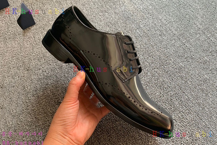 NEW 디올 신발 신상 DR 887572