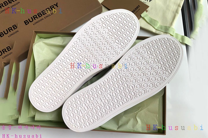 NEW 버버리 신발 신상 B 885823