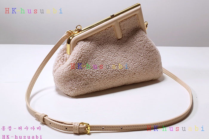 ★미러급★펜디 퍼스트 스몰 8BP129-7