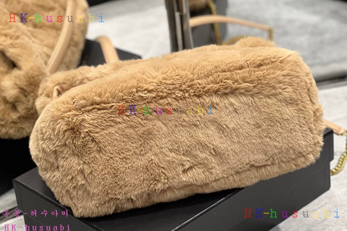 ★미러급★입생로랑 시어링 퍼퍼 미디엄 백  57747529-2