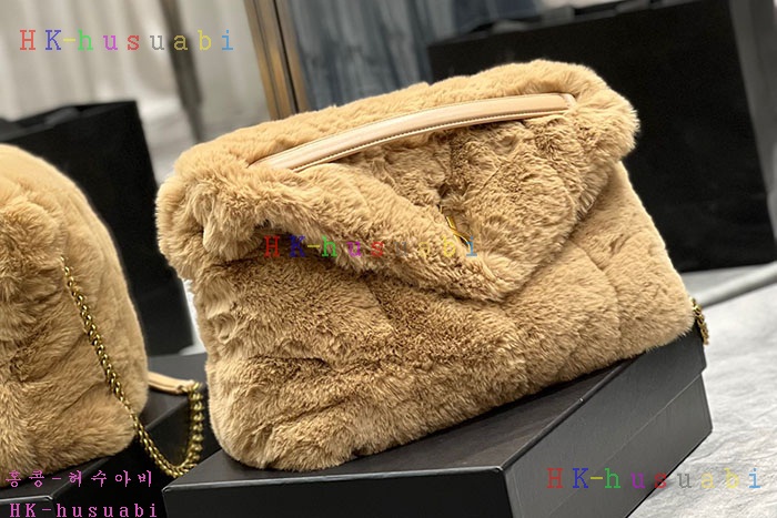 ★미러급★입생로랑 시어링 퍼퍼 미디엄 백  57747529-2
