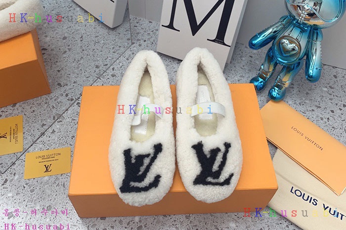 NEW 루이비통 신발 신상 LV 4478268