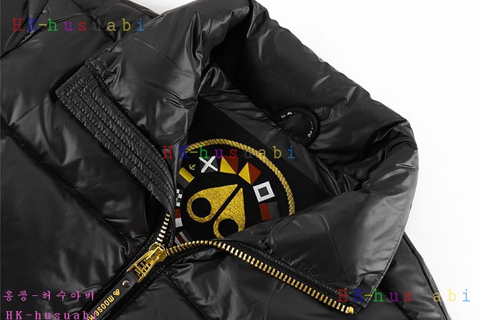 NEW 무스너클 패딩 신상 M 558245