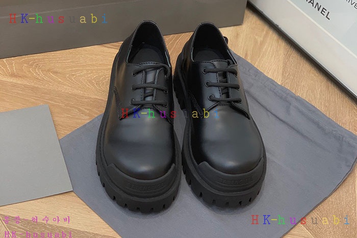 NEW 발렌시아가 신발 신상 B 558803